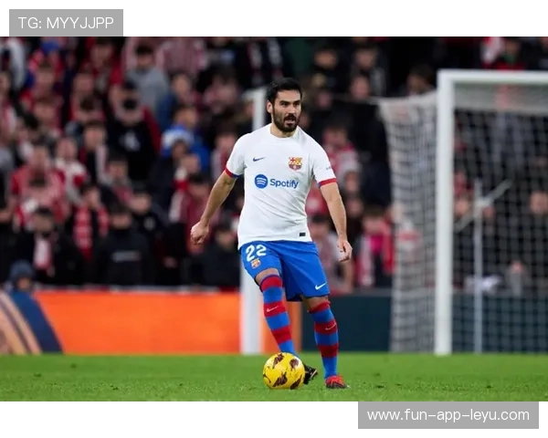 巴萨京多安转身施射皮球飞速撞入球门：速度与信念的风速X软文体验